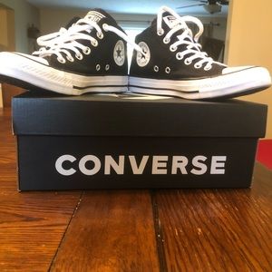 Ladies high top black tennis shoes, size 6